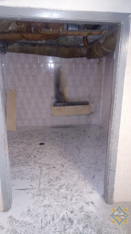 Мусор загорелся в подвале больницы Минска