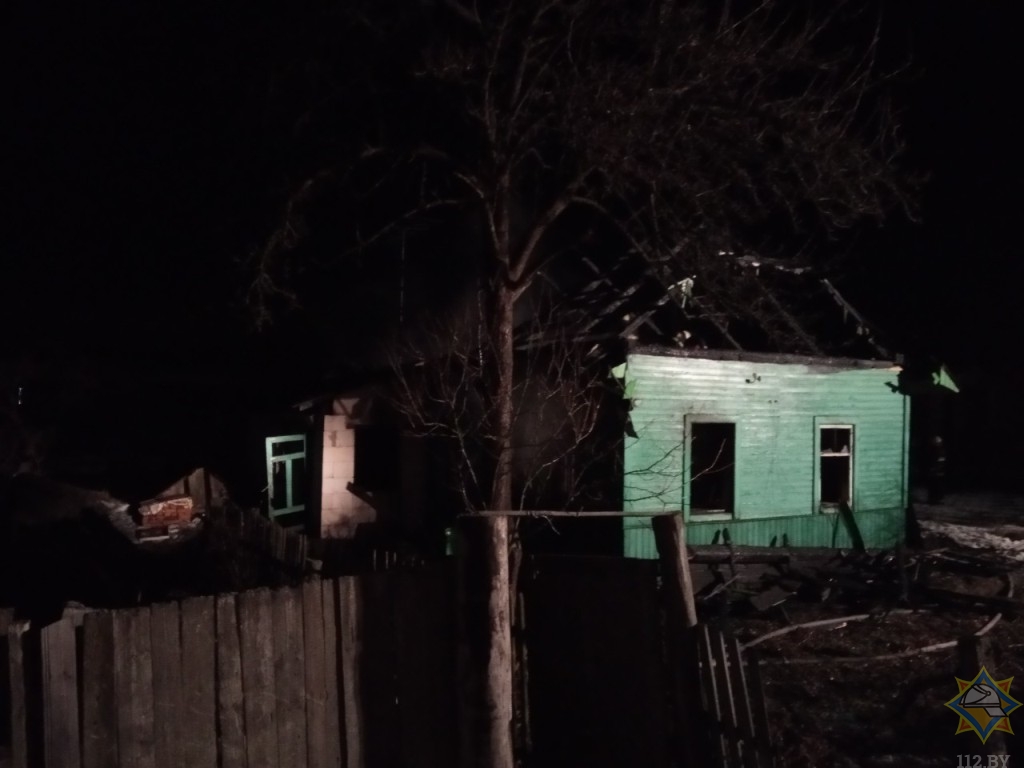 Два гостя погибли на пожаре в Кировске