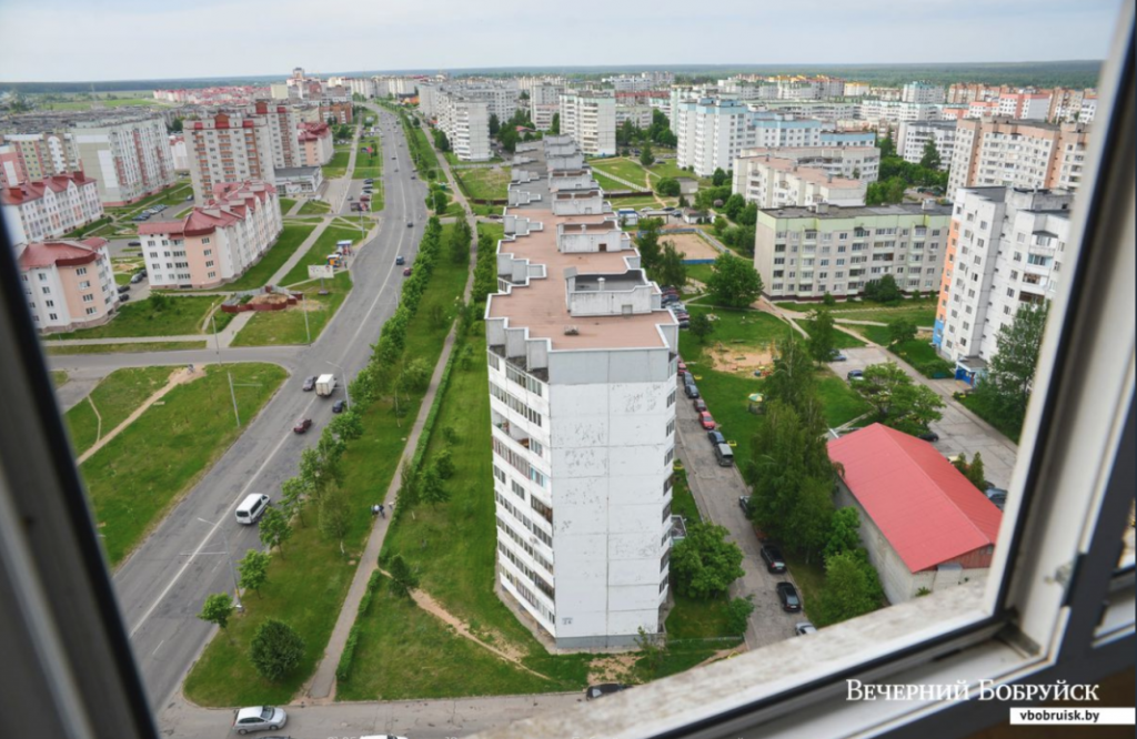 В Бобруйске парень упал с 18-этажки и разбился