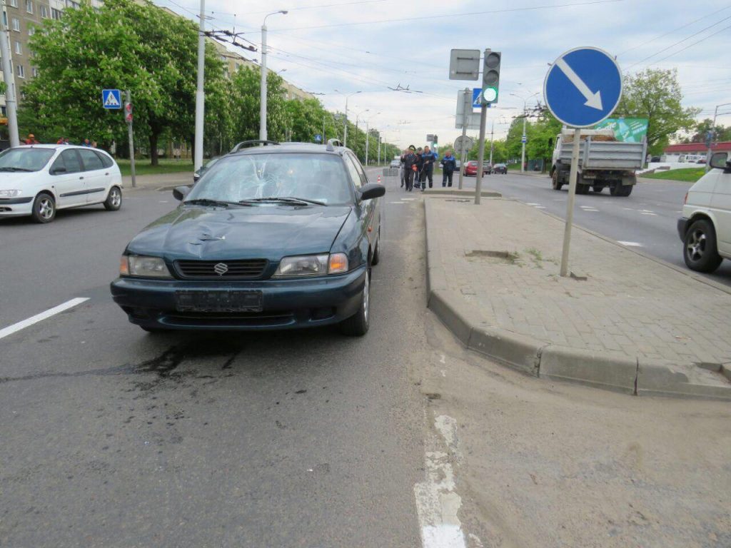 В Минске 20-летнюю девушку сбила машина