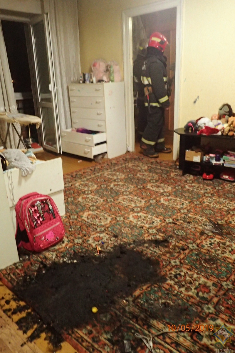 Первоклассница спасла мать на пожаре в Гомеле