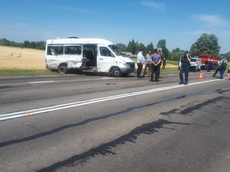 Три человека погибли в ДТП с беларусской фурой в Брянской области