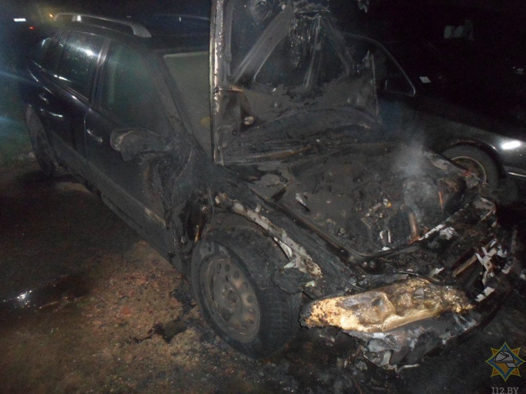 Три легковушки сгорели за выходные в Гомельской области