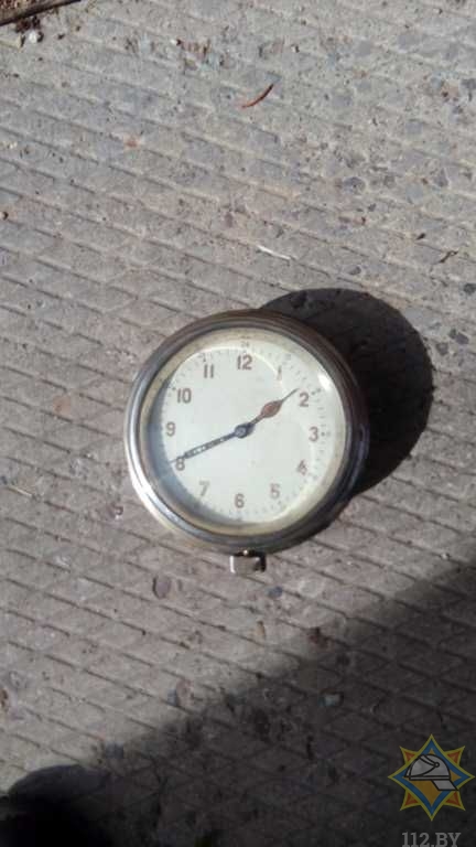 Мужчина принес МЧС радиоактивные часы в Миорах