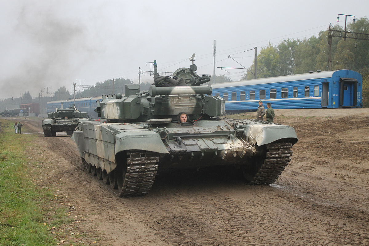 Фотофакт: беларусские танки вернулись из России