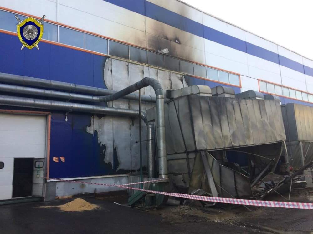 Следственный комитет сообщил о взрыве на заводе в Шклове