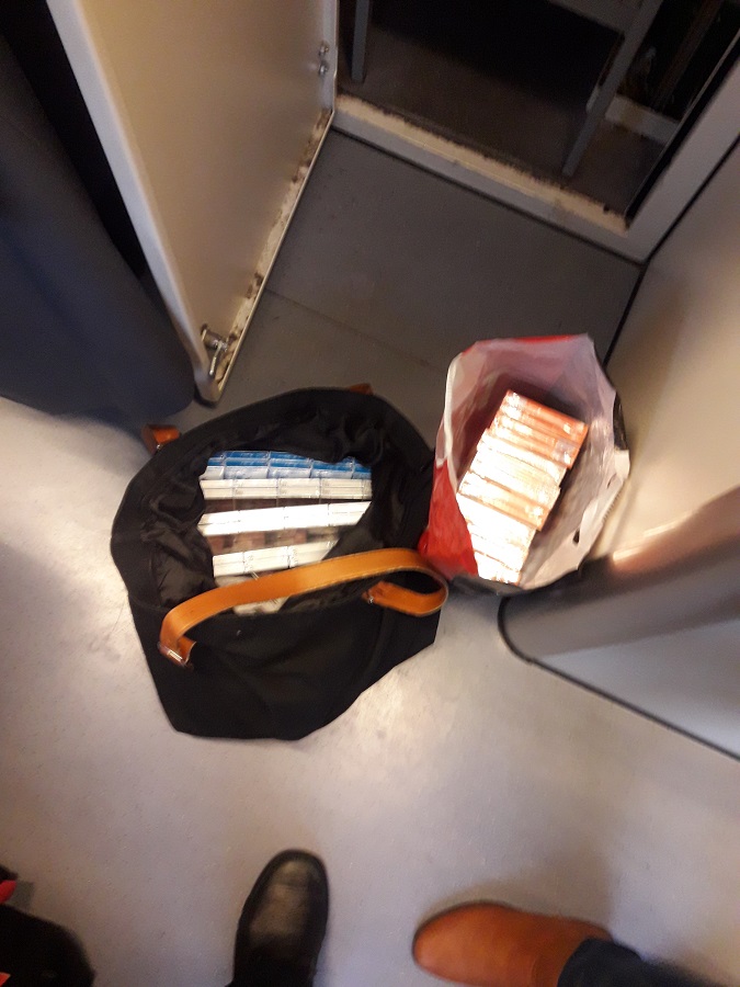 Проводника поезда «Минск-Вильнюс» поймали на контрабанде сигарет