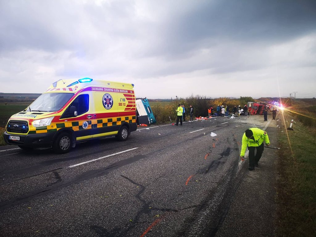 В Словакии 12 человек погибли в ДТП с автобусом и грузовиком