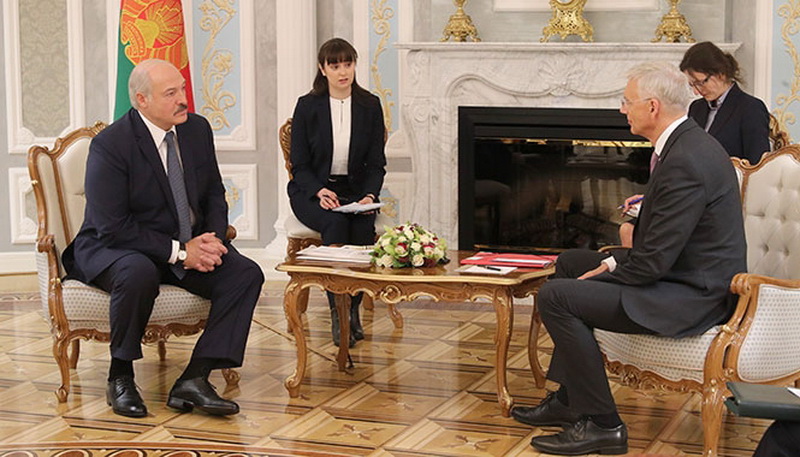 Лукашенко предложил Латвии серьезно расширить сотрудничество