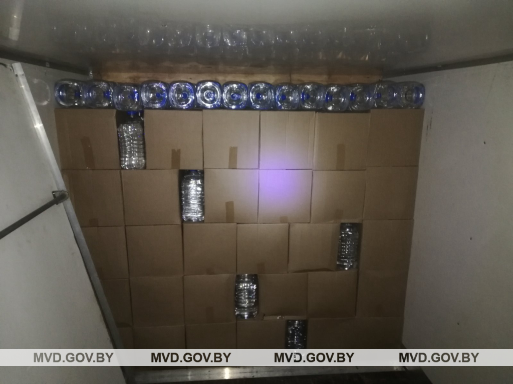 Милиция задержала 3 300 литров спирта у границы с Россией