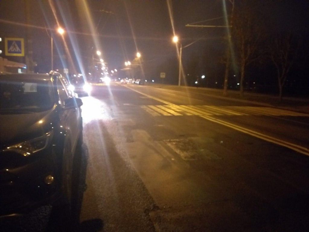 Toyota сбила женщину на «зебре» в Минске