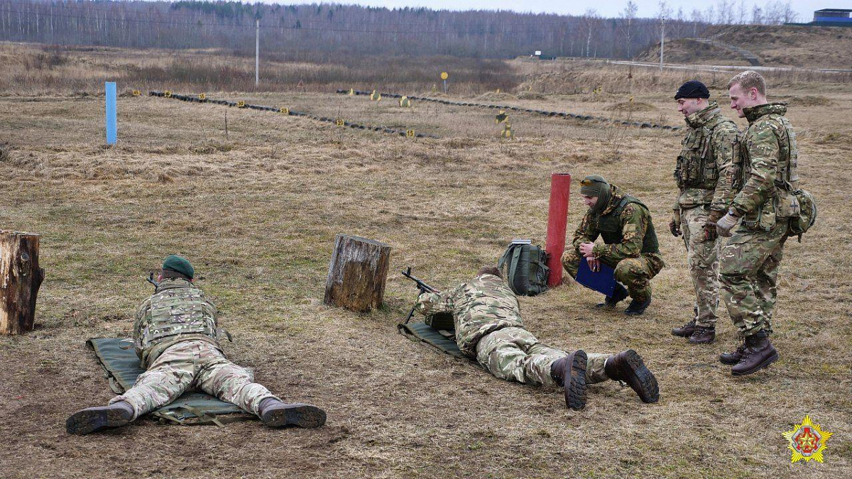 Беларусские и британские миротворцы завершили совместную тренировку