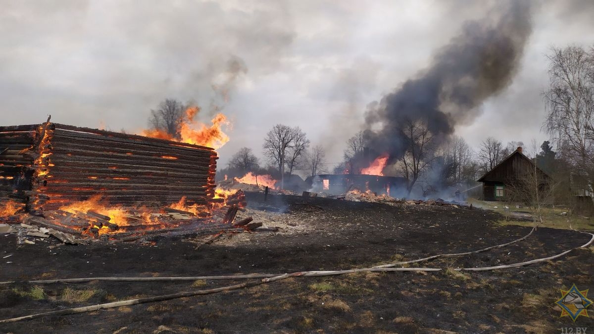 Мужчина погиб на пожаре в Слонимском районе