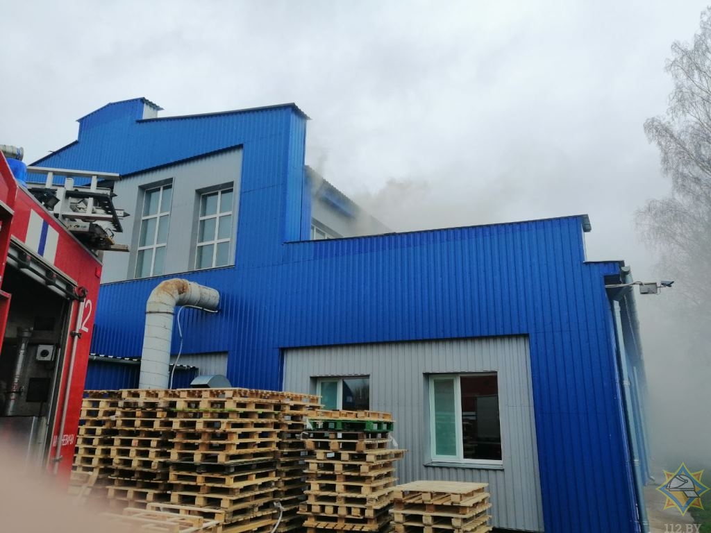 Производство пластмассовых изделий горело в Шумилино