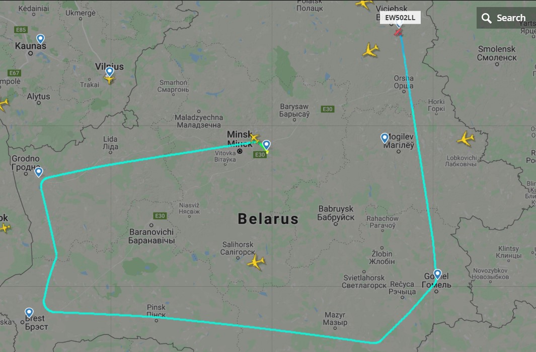 Митрополит Павел со святынями облетает Беларусь на самолете