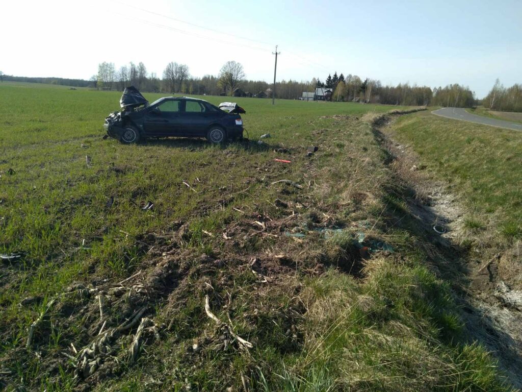 Две легковушки вылетели в кювет в Браславском районе