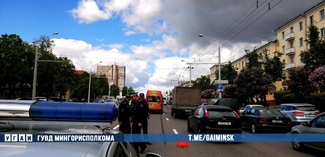 Маршрутка попала в аварию в Минске, пострадал ребенок