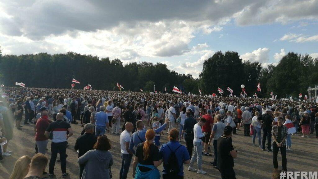 Более 60 тысяч человек пришло на митинг Светланы Тихановской