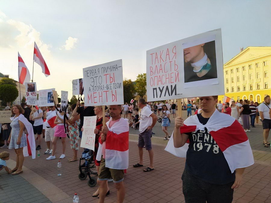 14 дней протеста: в Беларуси продолжаются акции солидарности