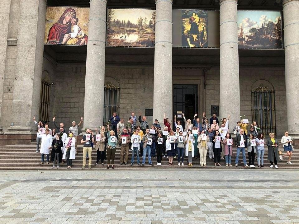 На предприятиях Беларуси начались забастовки и выступления рабочих