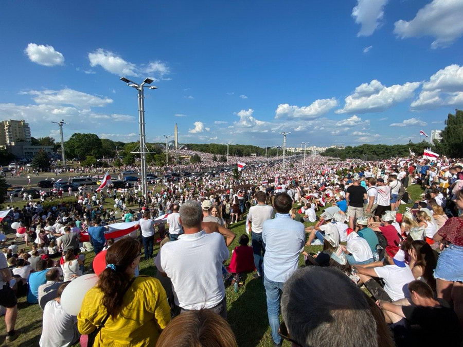 Митинг властей и марши "За свободу": что происходило в Беларуси 16 августа (онлайн)