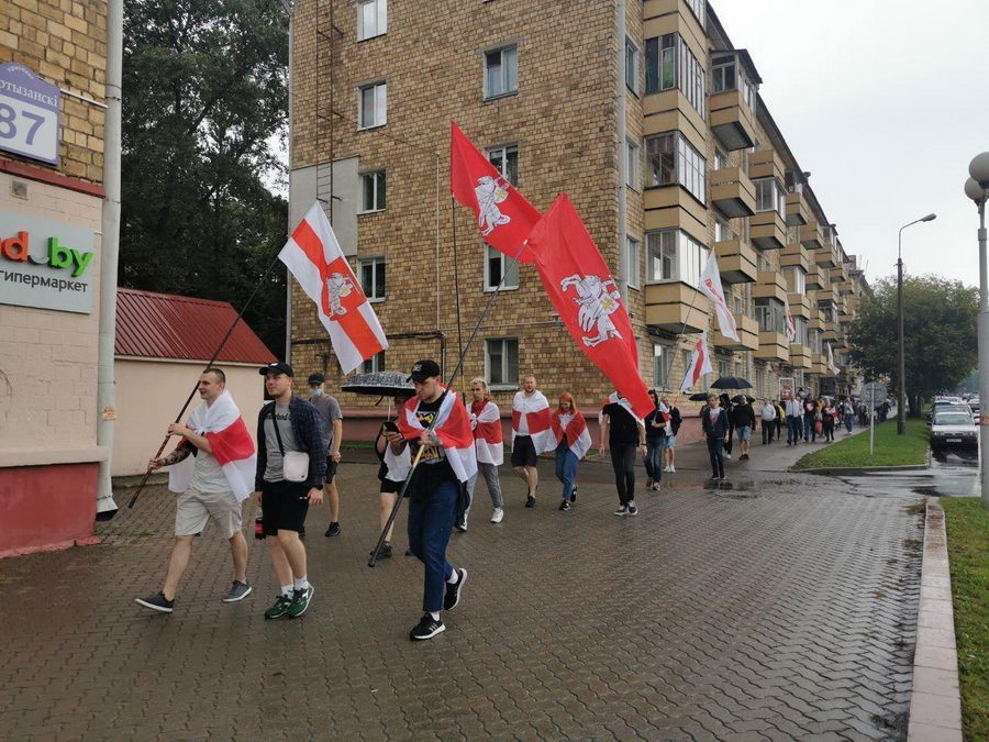 В Минске прошла очередная воскресная акция протеста (онлайн)