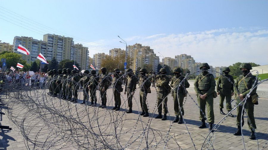 В Минске прошла очередная воскресная акция протеста (онлайн)