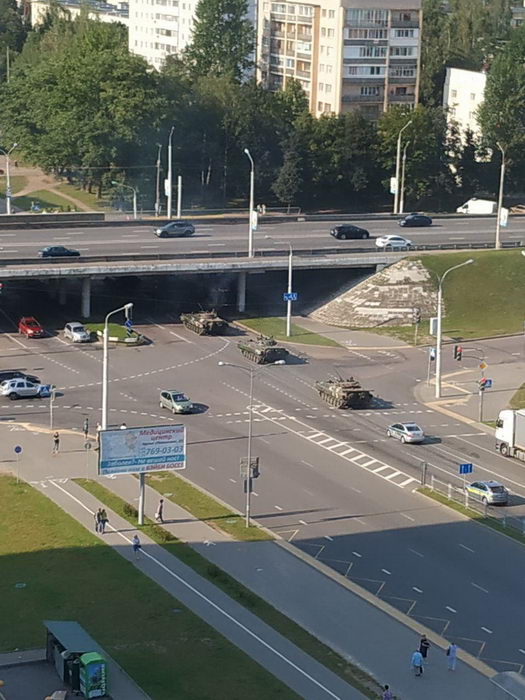 В Минске прошла очередная воскресная акция протеста (онлайн)