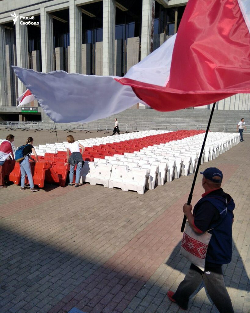 В Минске прошла очередная воскресная акция протеста (онлайн)