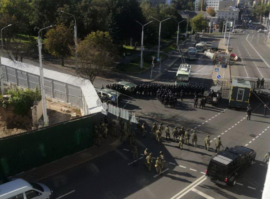 В Минске прошел воскресный марш протеста (онлайн)