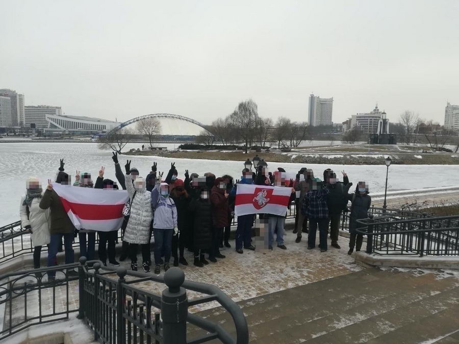 В минских микрорайонах люди вновь вышли на акцию протеста