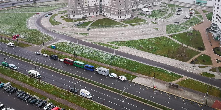 В Минск с утра стягивают спецтехнику