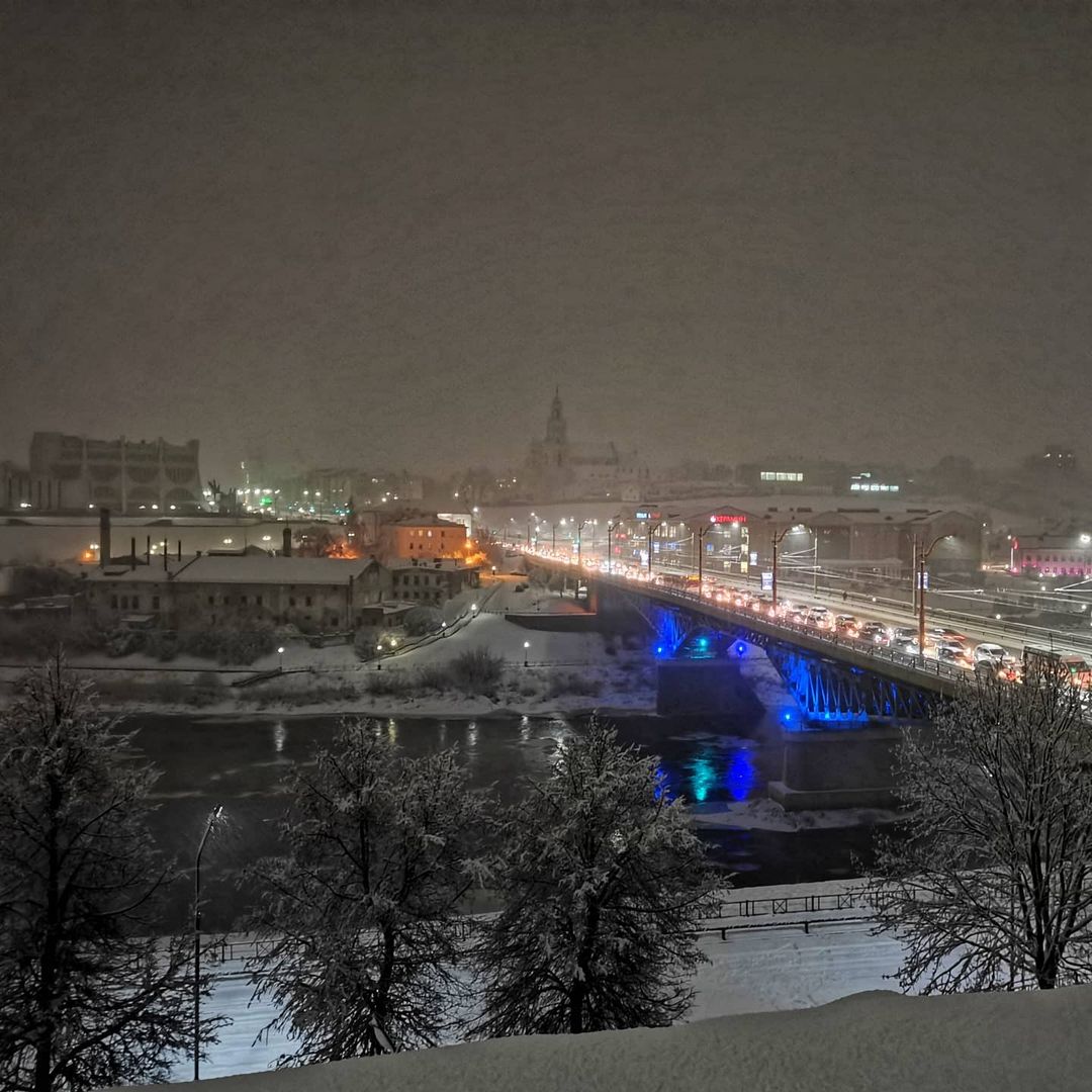 Запад Беларуси засыпает снегом