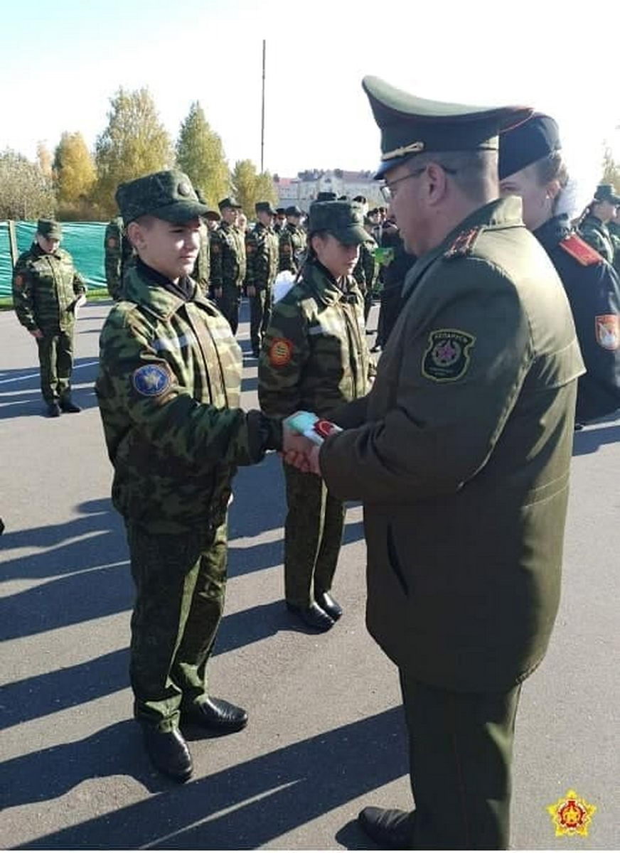 В Минске прошло посвящение в кадеты - фотофакт