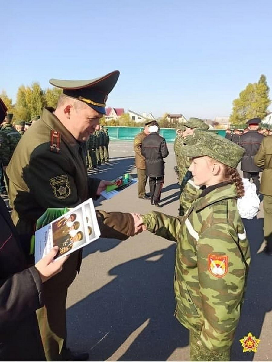 В Минске прошло посвящение в кадеты - фотофакт