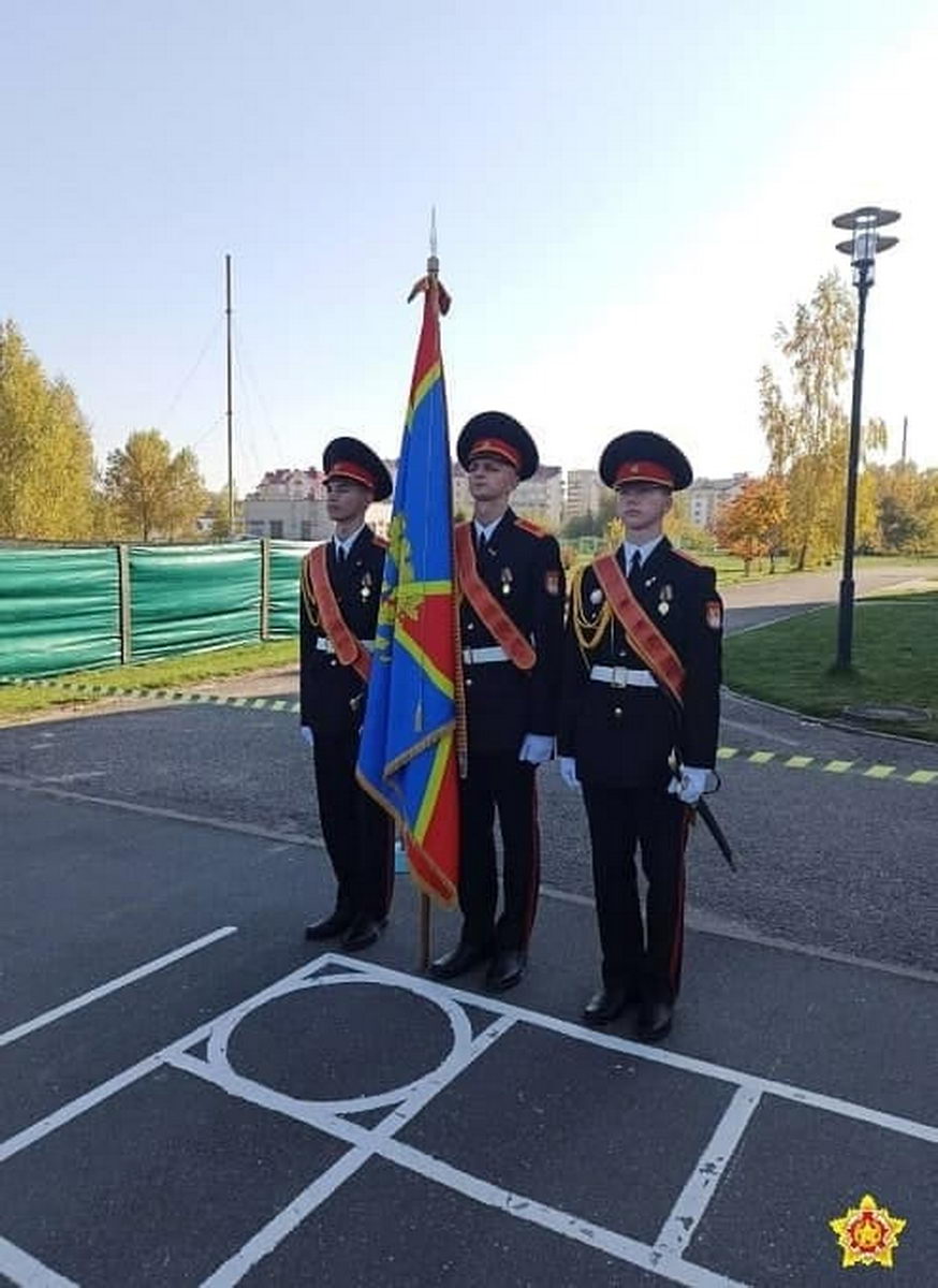 В Минске прошло посвящение в кадеты - фотофакт