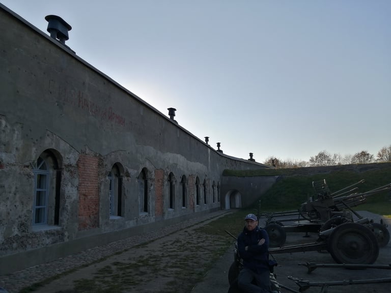 "Velofort" в помощь: как в Бресте популяризируют наследие Первой мировой. Репортаж с велопоездки по фортам Брестской крепости