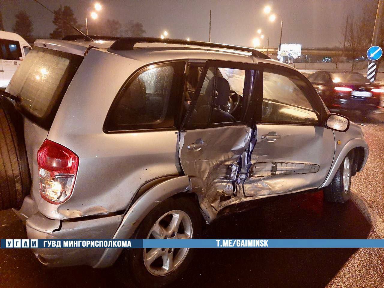 Три человека пострадали в ДТП с маршруткой в Минске