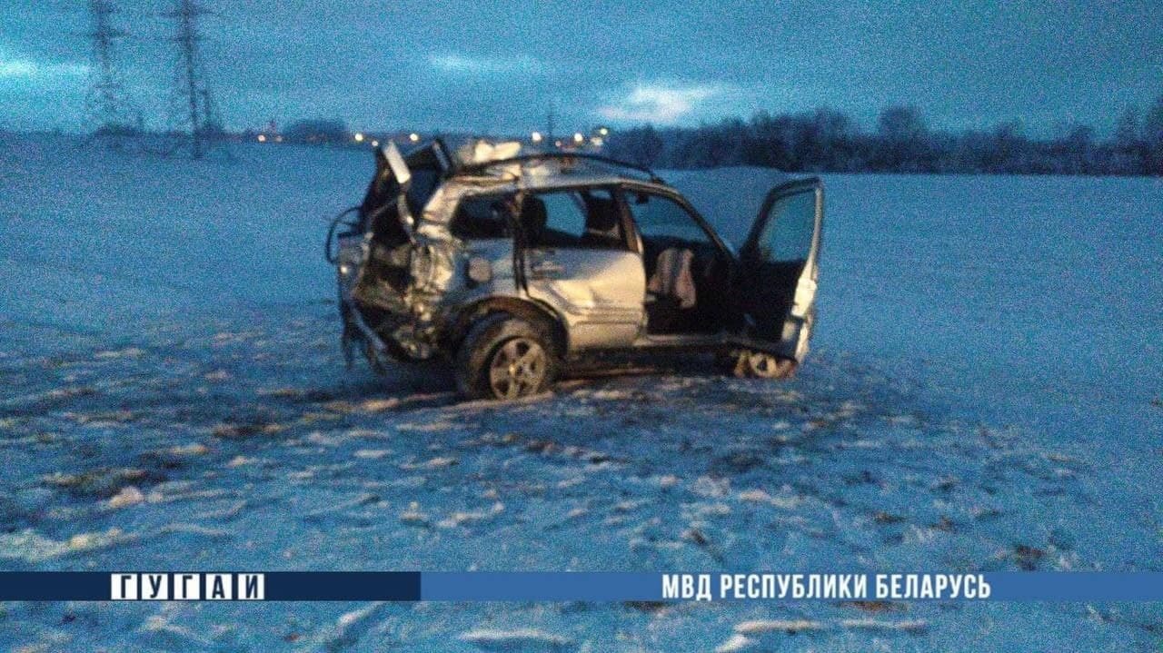 В двойном столкновении на М-1 погиб один человек