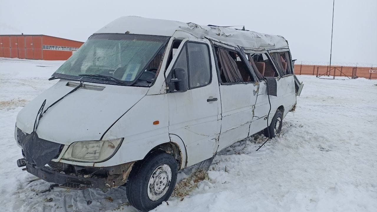 В Белыничском районе перевернулась маршрутка, пострадали 6 человек