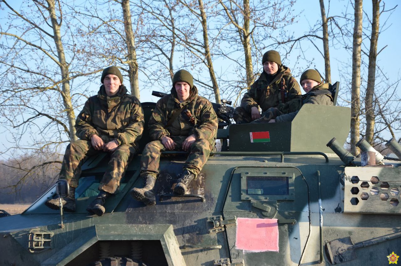 Несколько улиц в Бресте перекроют из-за движения военной техники