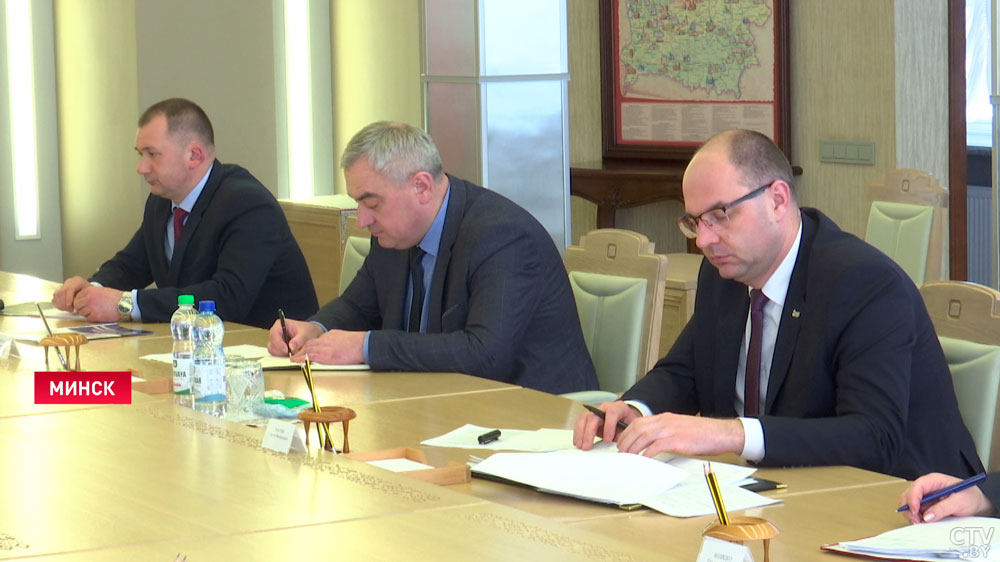 Глава МВД и минские чиновники ответили перед Кочановой за рост цен