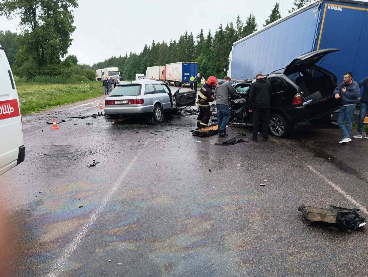 В ДТП в районе агрогородка Бенякони погиб гражданин Литвы, еще пять человек получили травмы