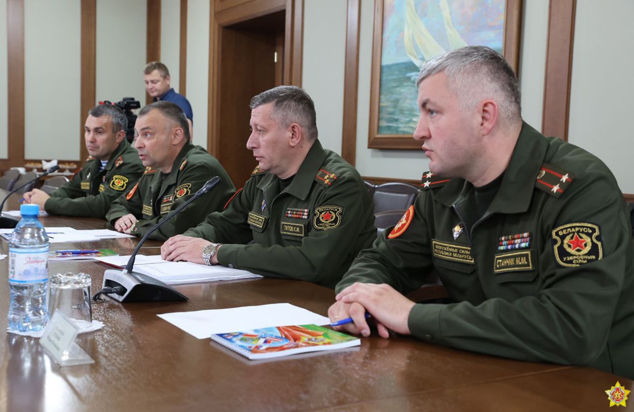 Азербайджанские военные приехали в Беларусь