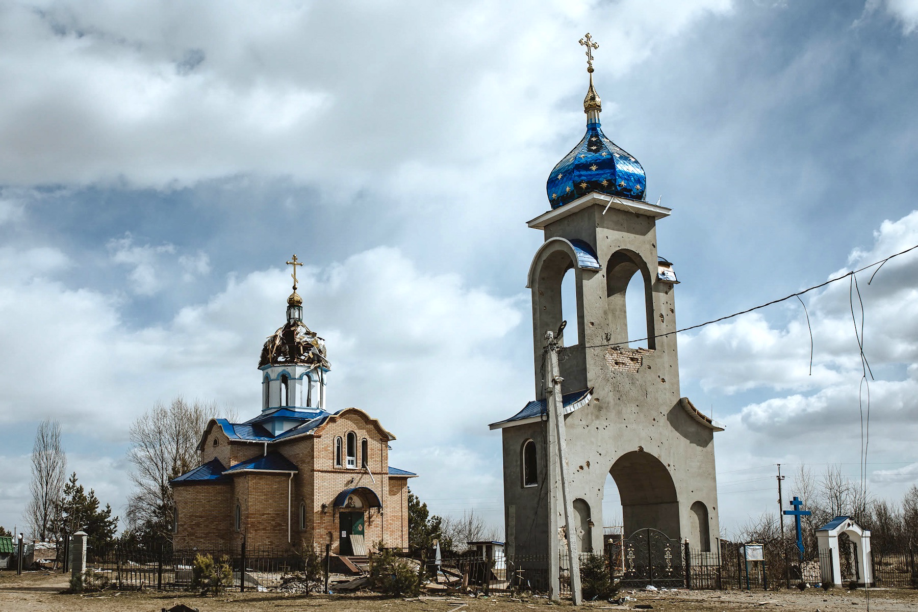 "Церковное руководство выторговало для себя рабство у государства". Прихожане БПЦ — про веру, репрессии и войну