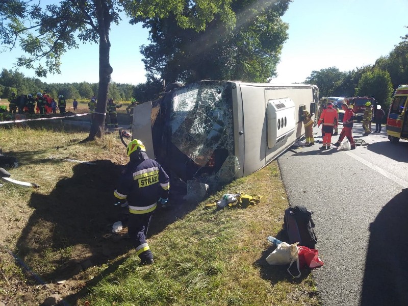 Пассажирский автобус из Беларуси попал в аварию под Варшавой. Один пассажир серьезно ранен