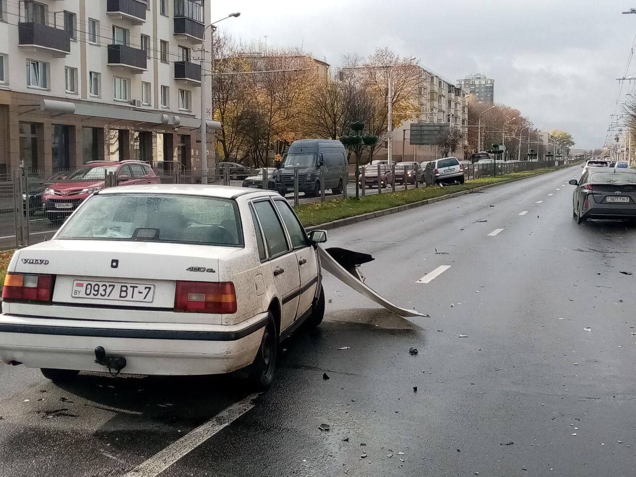 82-летний водитель на Volvo допустил ДТП в Минске