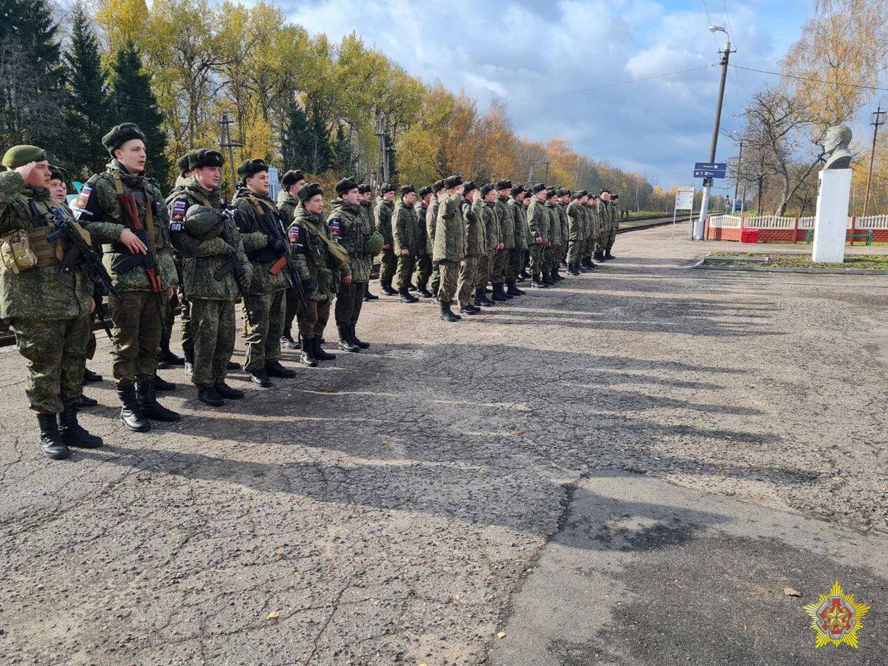 Очередная группа военных из России прибыла в Беларусь