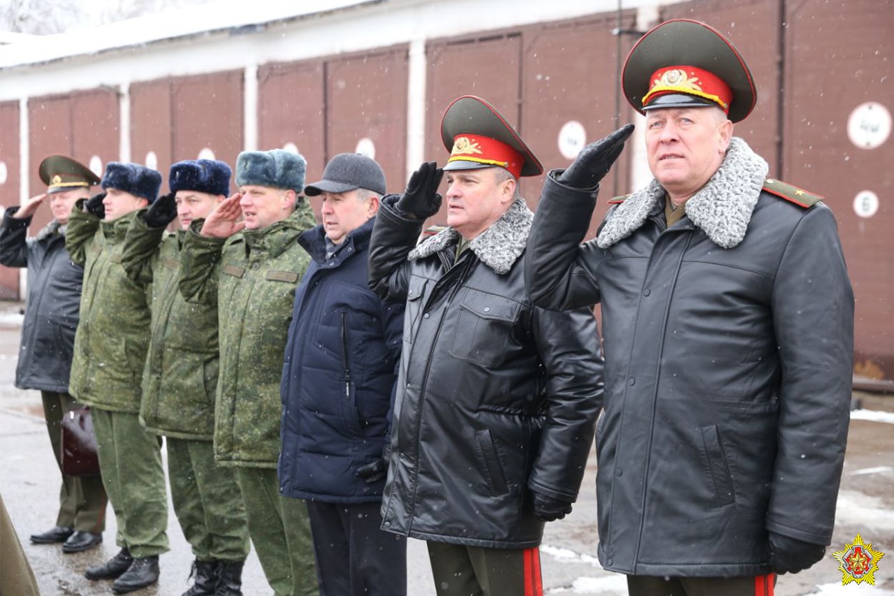 В беларусские войска поступили новые комплексы связи