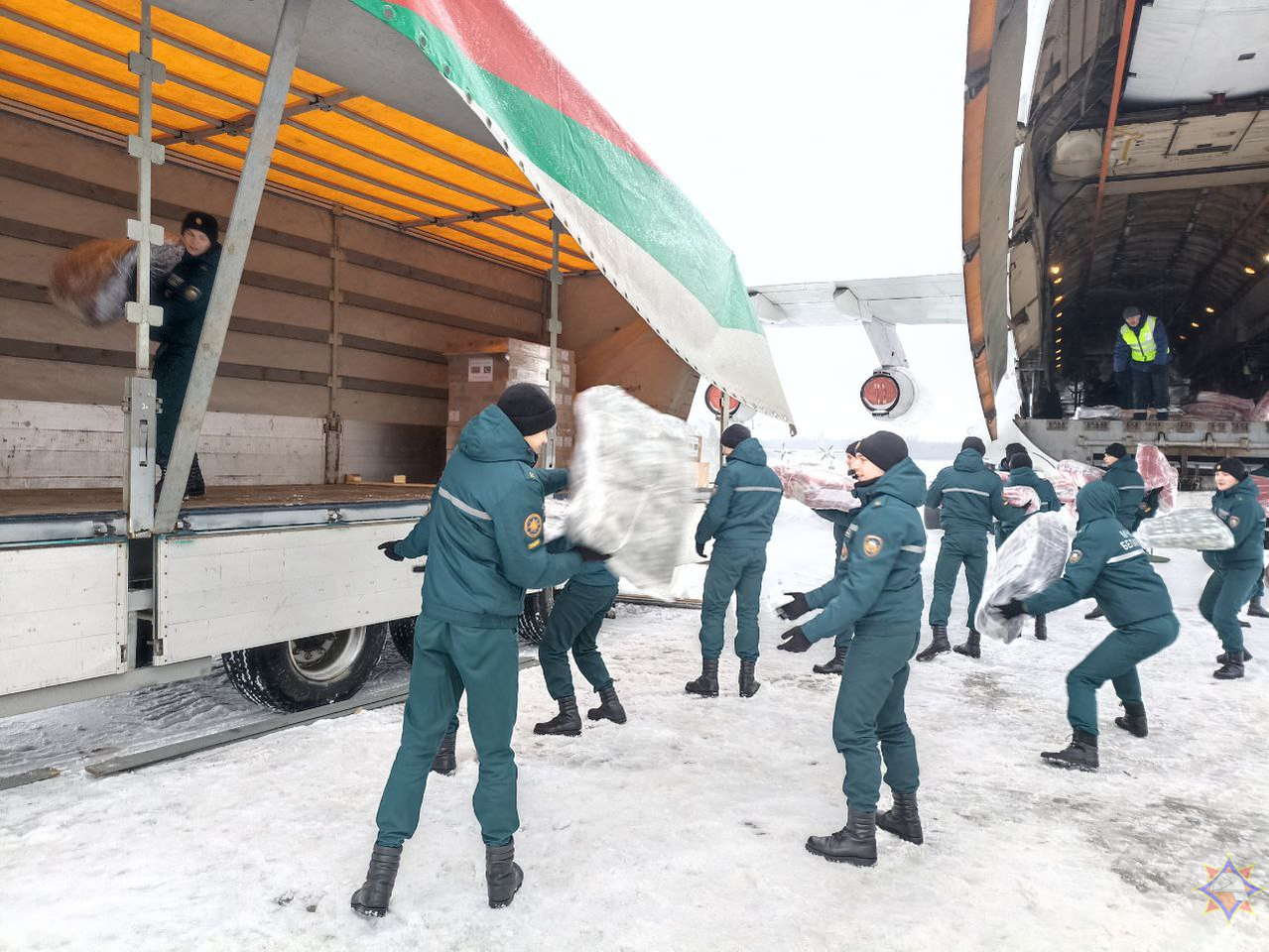 Беларусь отправляет в Пакистан более 27 тонн гумпомощи